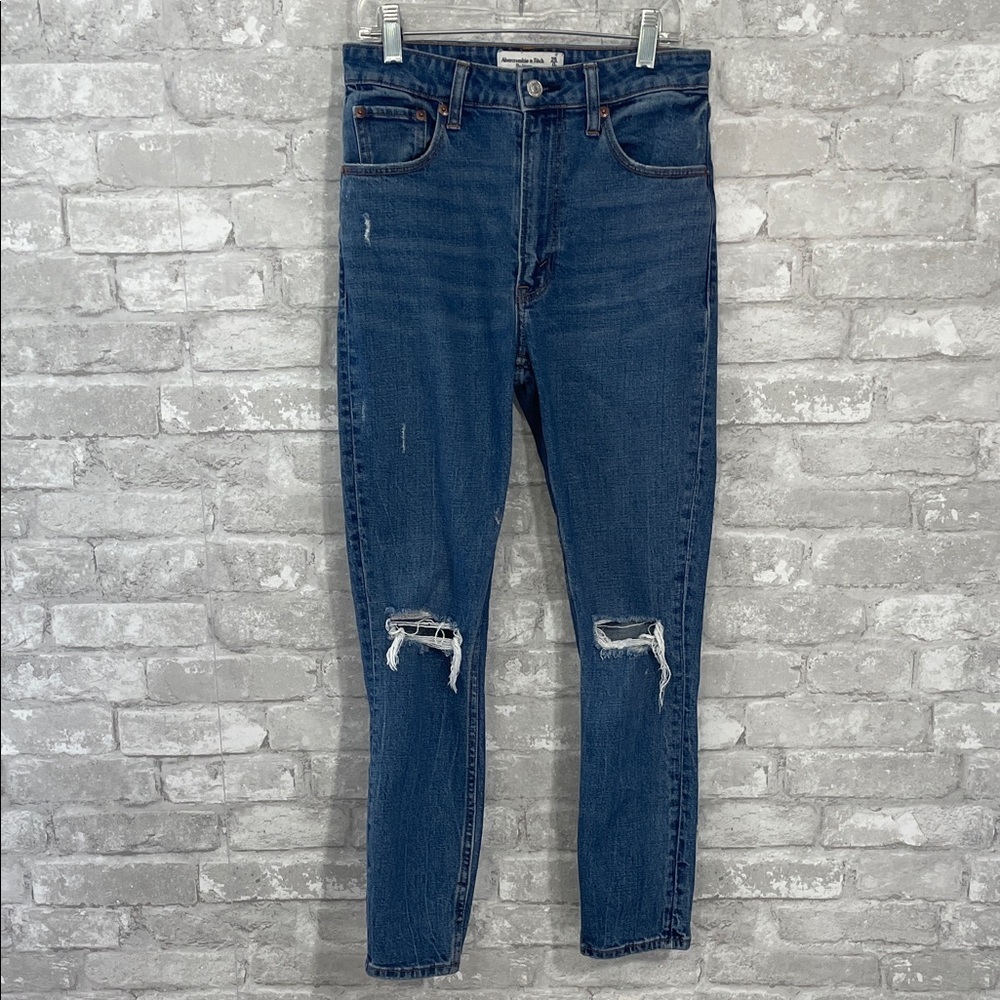 Abercrombie & Fitch The Skinny High Rise Jeans